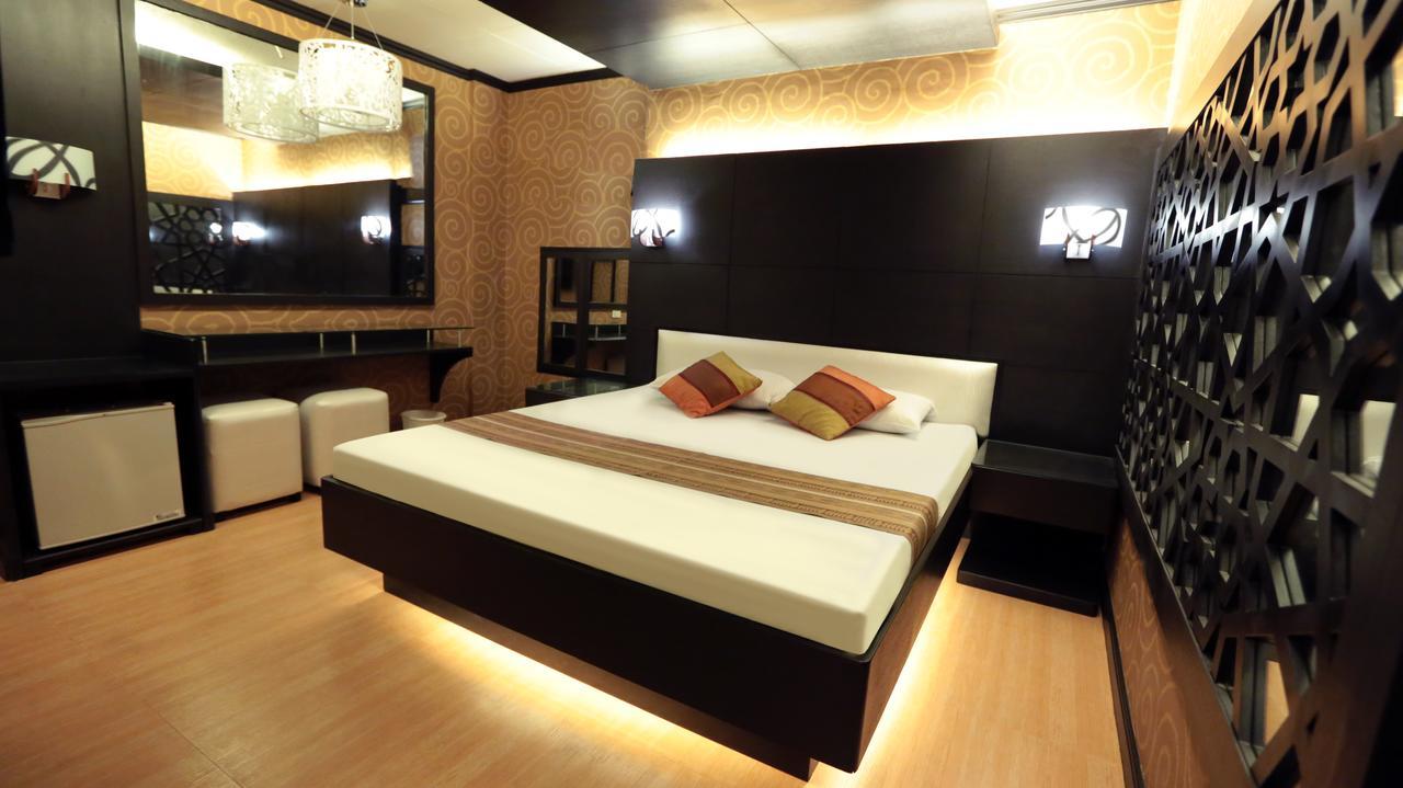 Hotel 2016 Маніла Екстер'єр фото