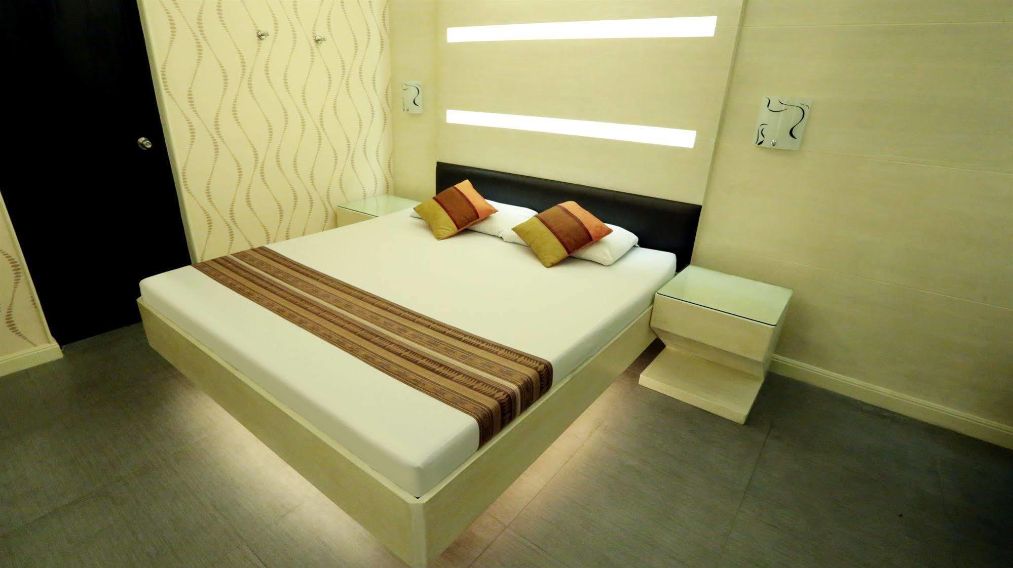 Hotel 2016 Маніла Екстер'єр фото